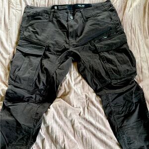 G star raw cargo pants for a guy who likes pockets but doesn’t want purse pants